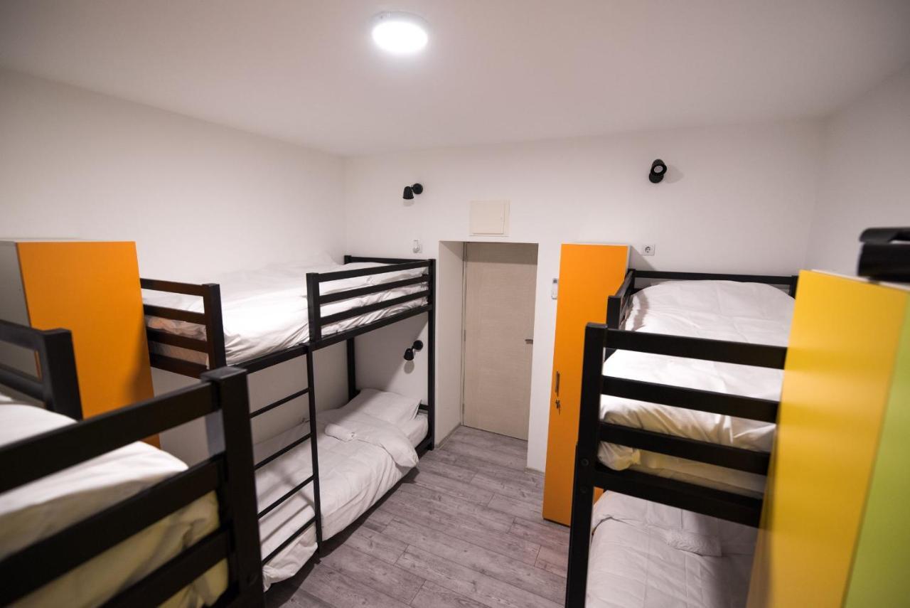 Hostel Evropa Nikšić Exterior foto